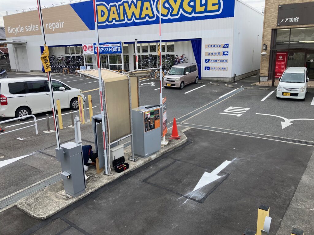（某）熊取店舗併設駐車場　遠隔監視システム設置