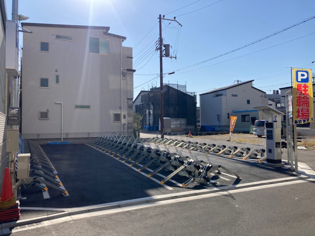 （某）花園駅前駐輪場　機器販売施工実施