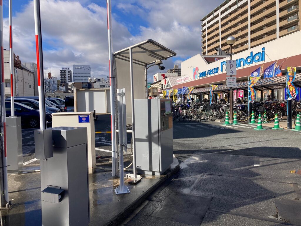 （某）鶴見3丁目商業施設駐車場　遠隔システム設置