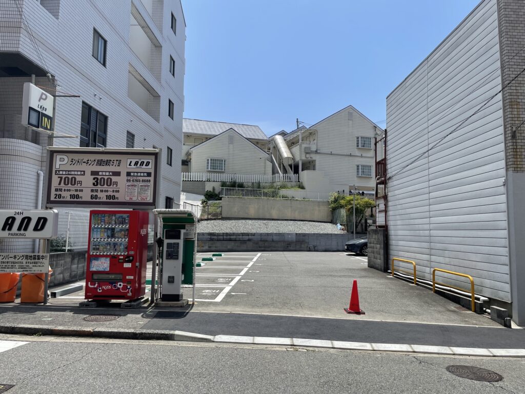 （某）鈴蘭台駅前パーキング　リュニューアルオープン